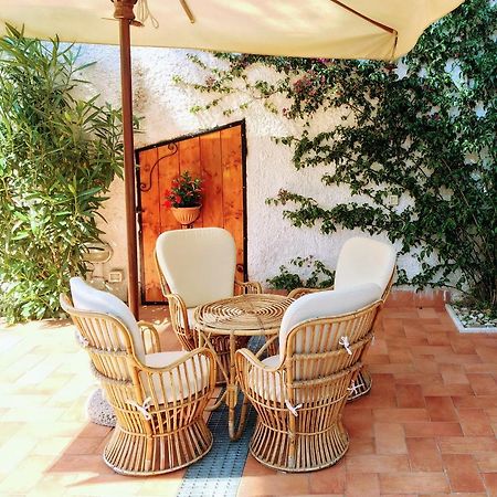 Relais Casa Moresca Terracina Buitenkant foto