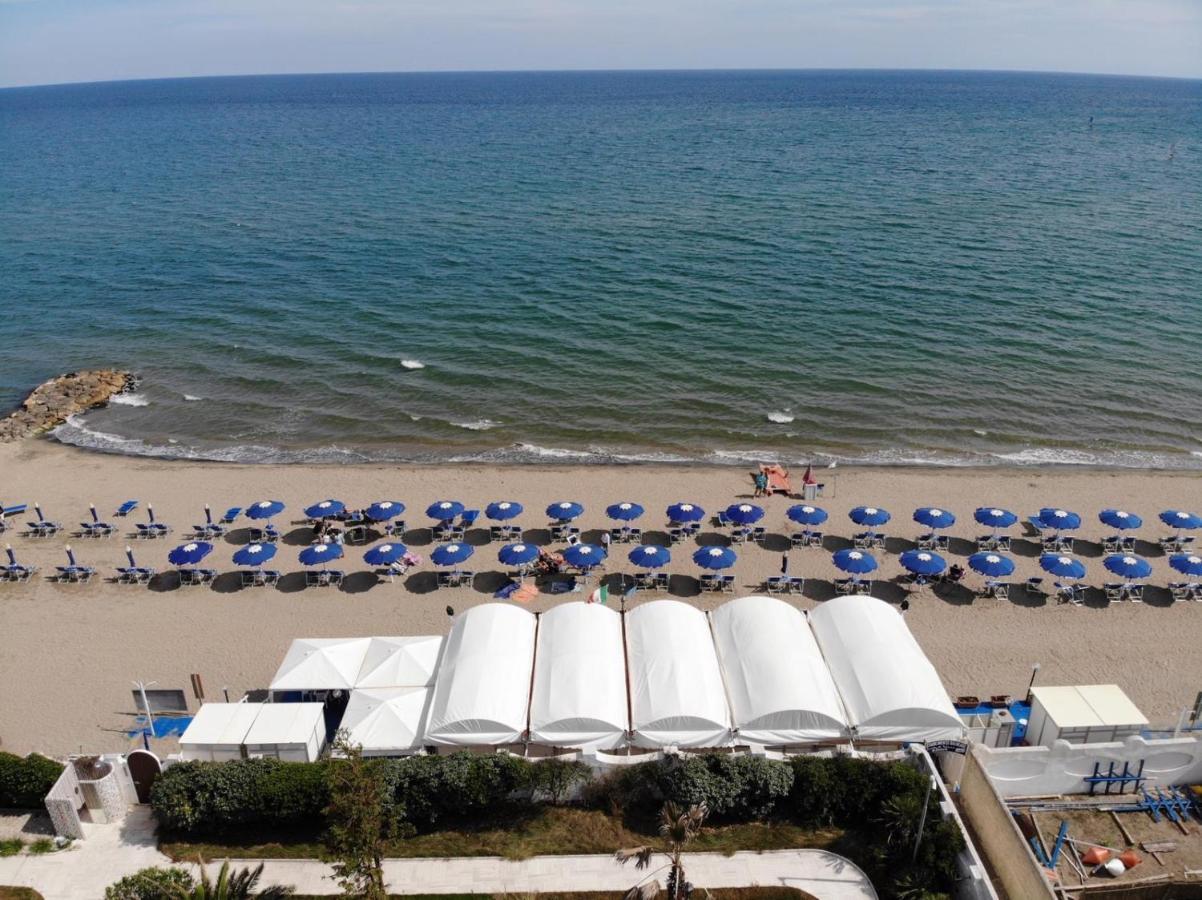 Relais Casa Moresca Terracina Buitenkant foto