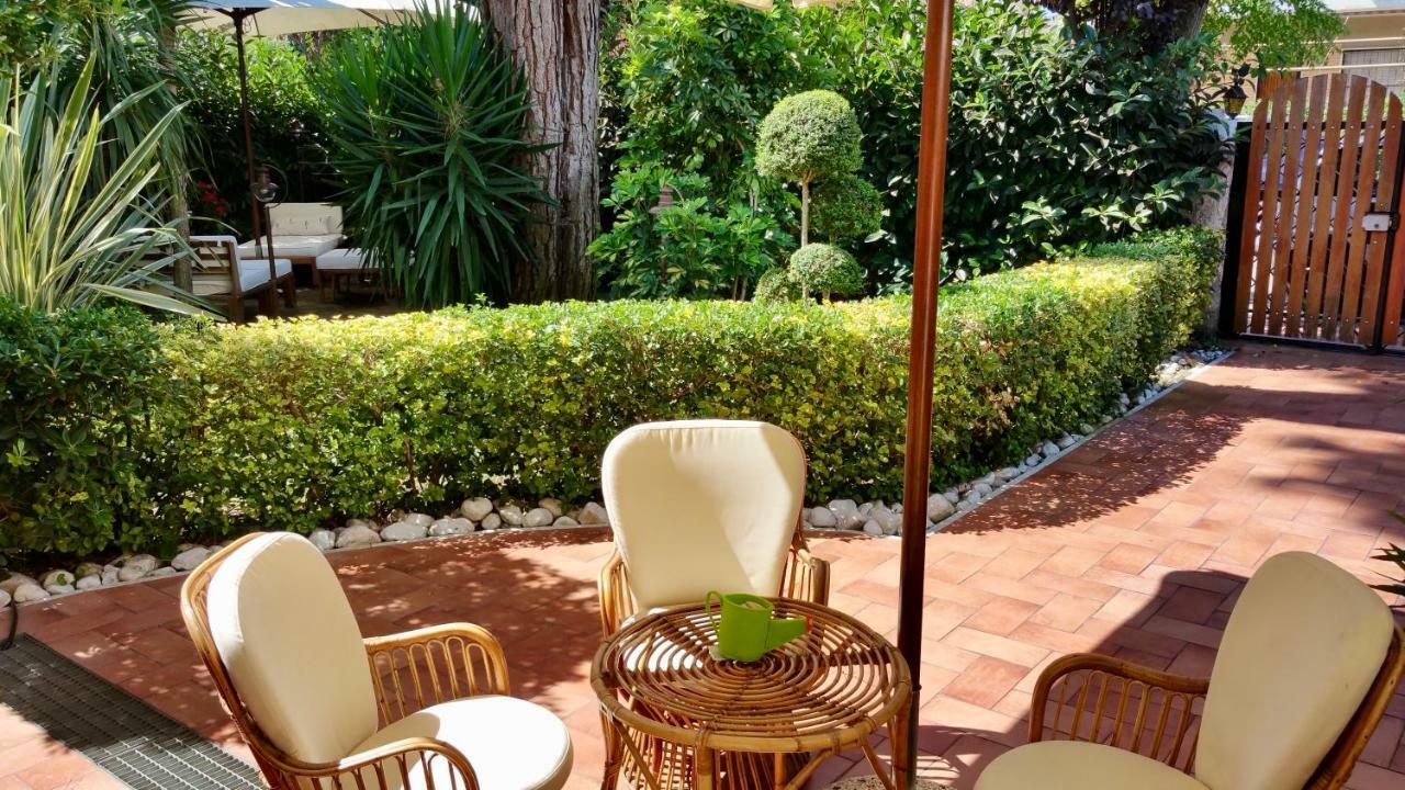 Relais Casa Moresca Terracina Buitenkant foto